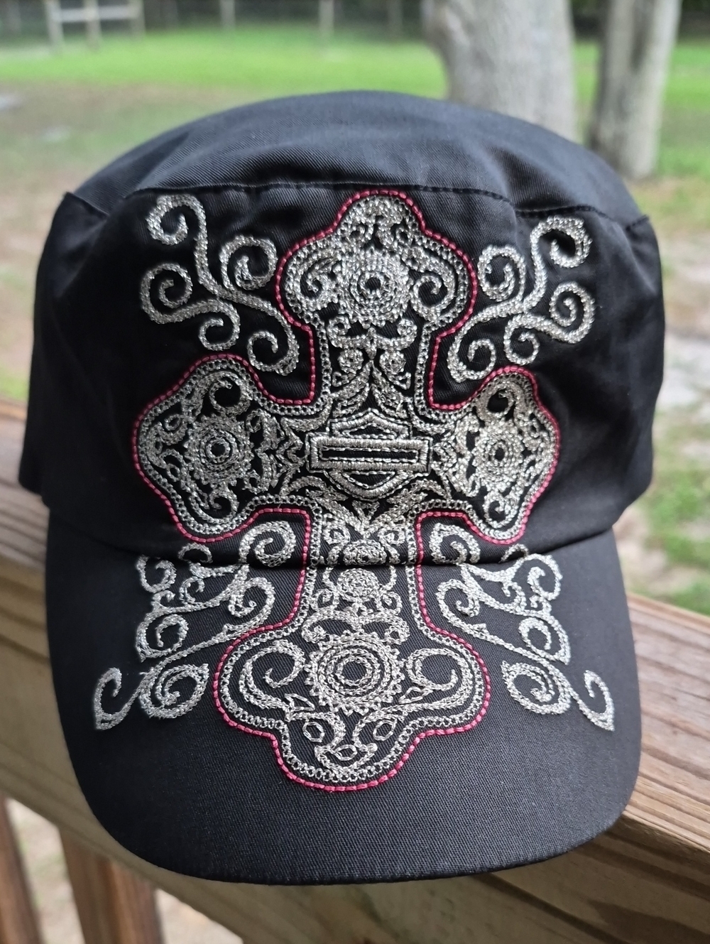 HARLEY DAVIDSON Ladies Engineer Stlye Cap